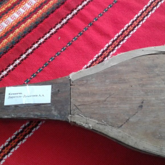 Кеманча – фольклорний музичний інструмент Бессарабії
